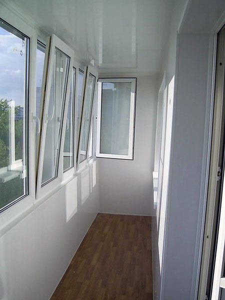 Тёплое и холодное распашное остекление балконов алюминиевым профилем Солнечногорск