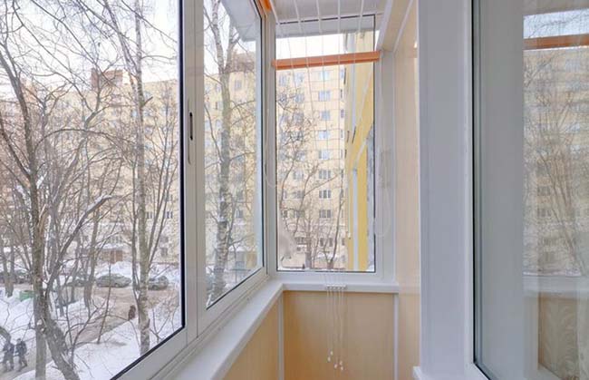 Зимнее остекление лоджии и балкона зимой Солнечногорск